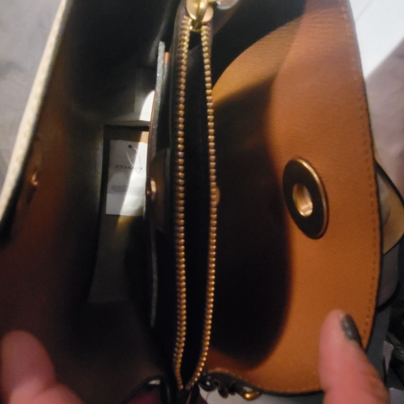 Coach Bag! - Picture 2 of 3